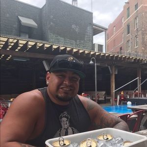 Meet your Posher, Miguel